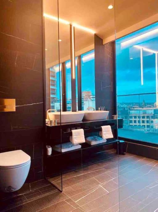Large 3 Bed 3 Bathrooms Penthouse With Terrace And City Views In Londres Exterior foto